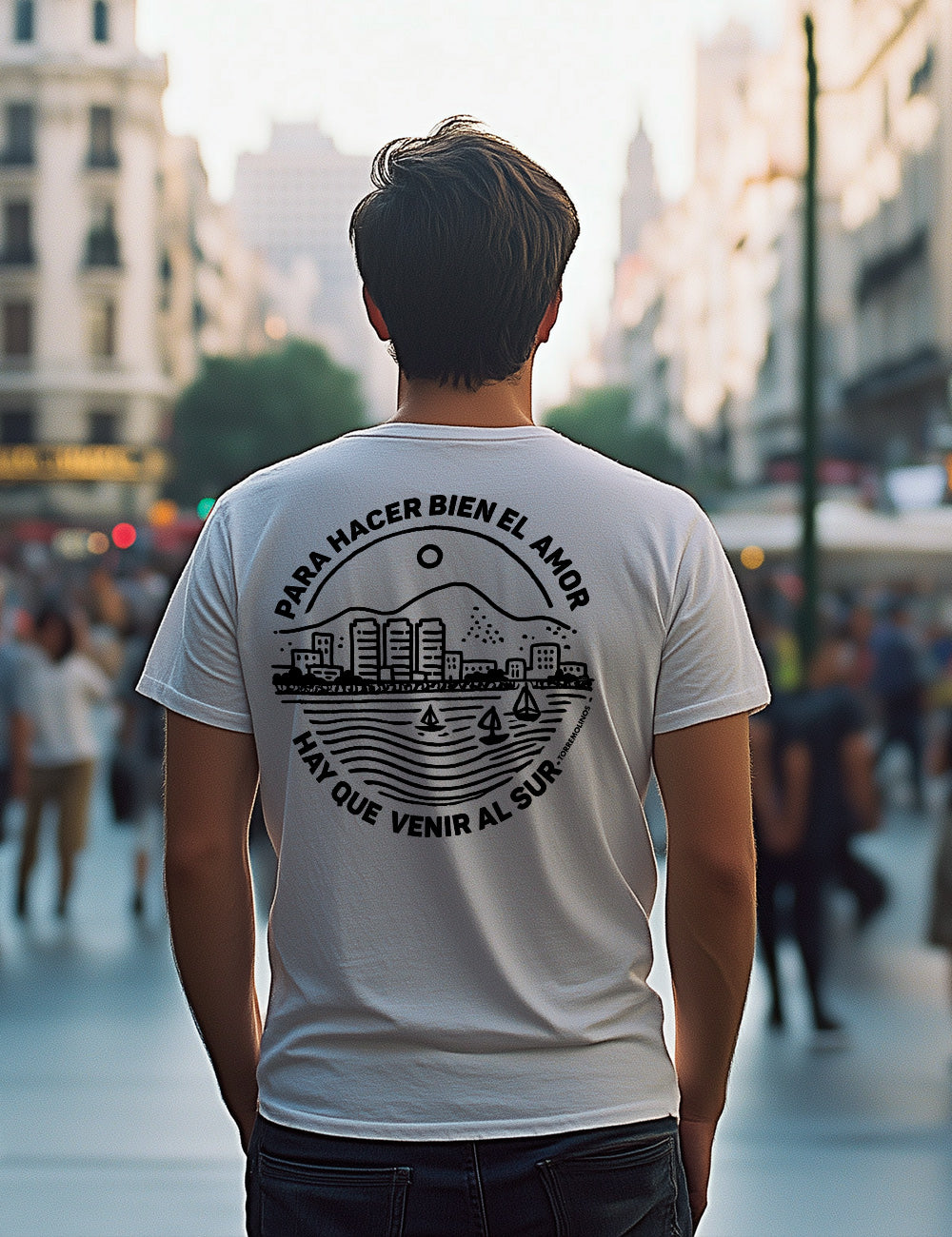 Camiseta Para hacer bien el amor hay que venir a Torremolinos. L 333