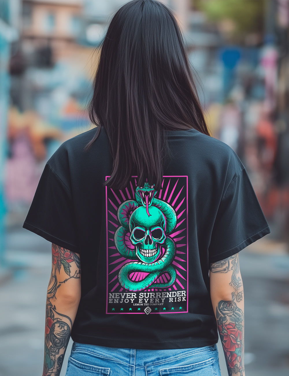 Camiseta Never Surrender. L 181 (Oversize)