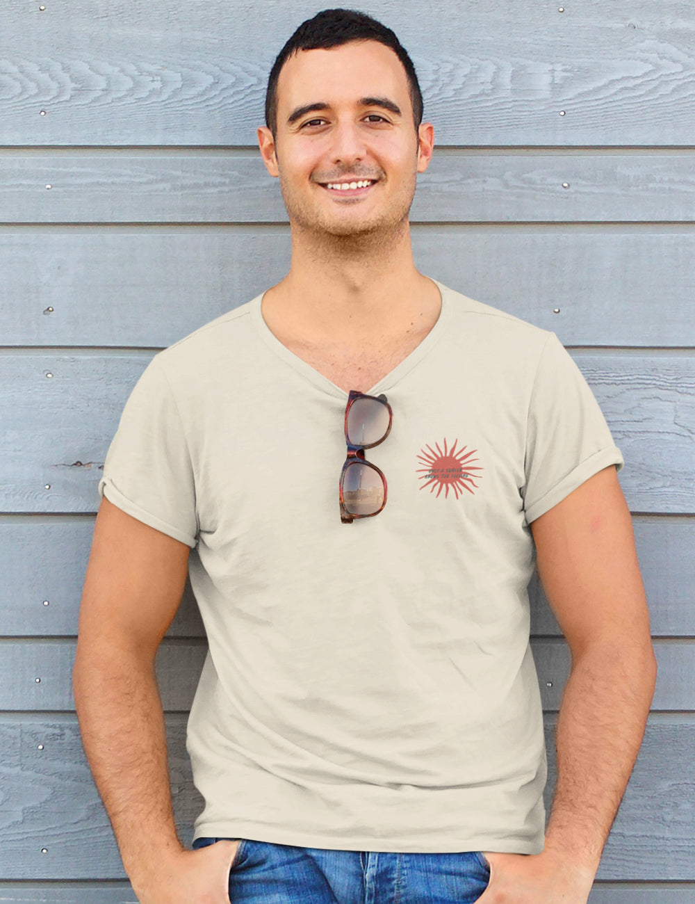 Camiseta Only a Surfer. L 31